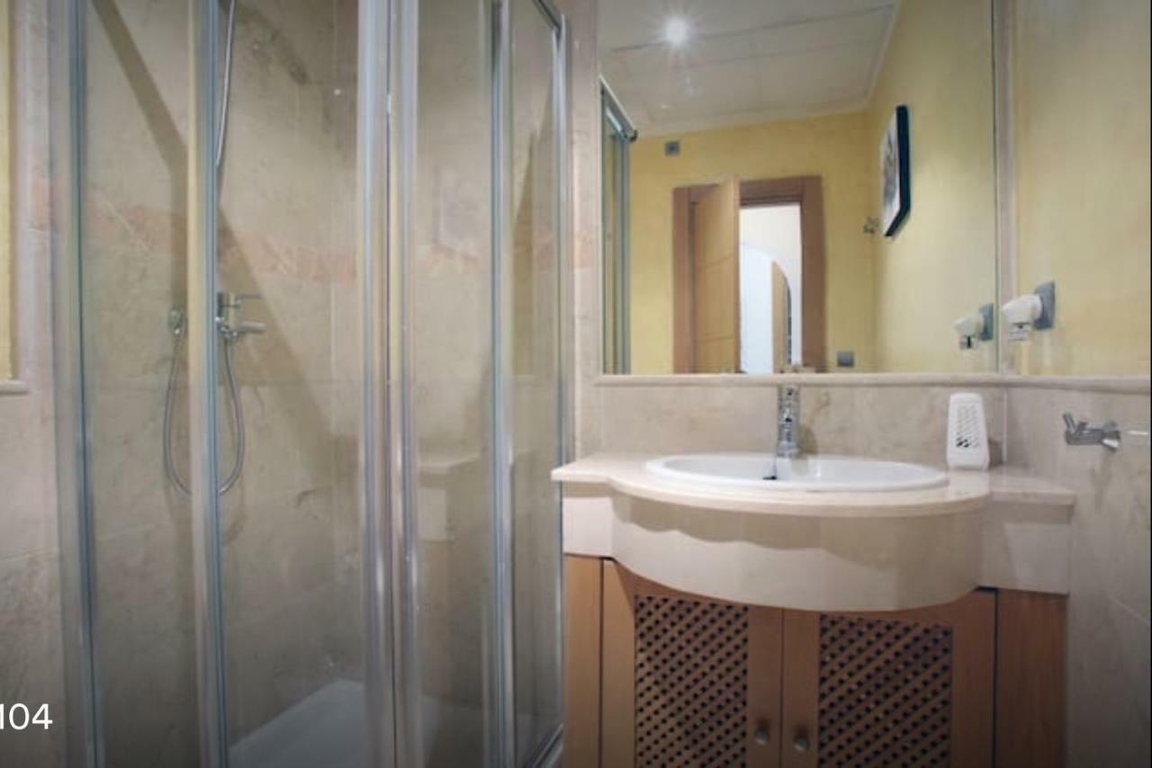 Familiar Con Jardin Y Terraza Privada *