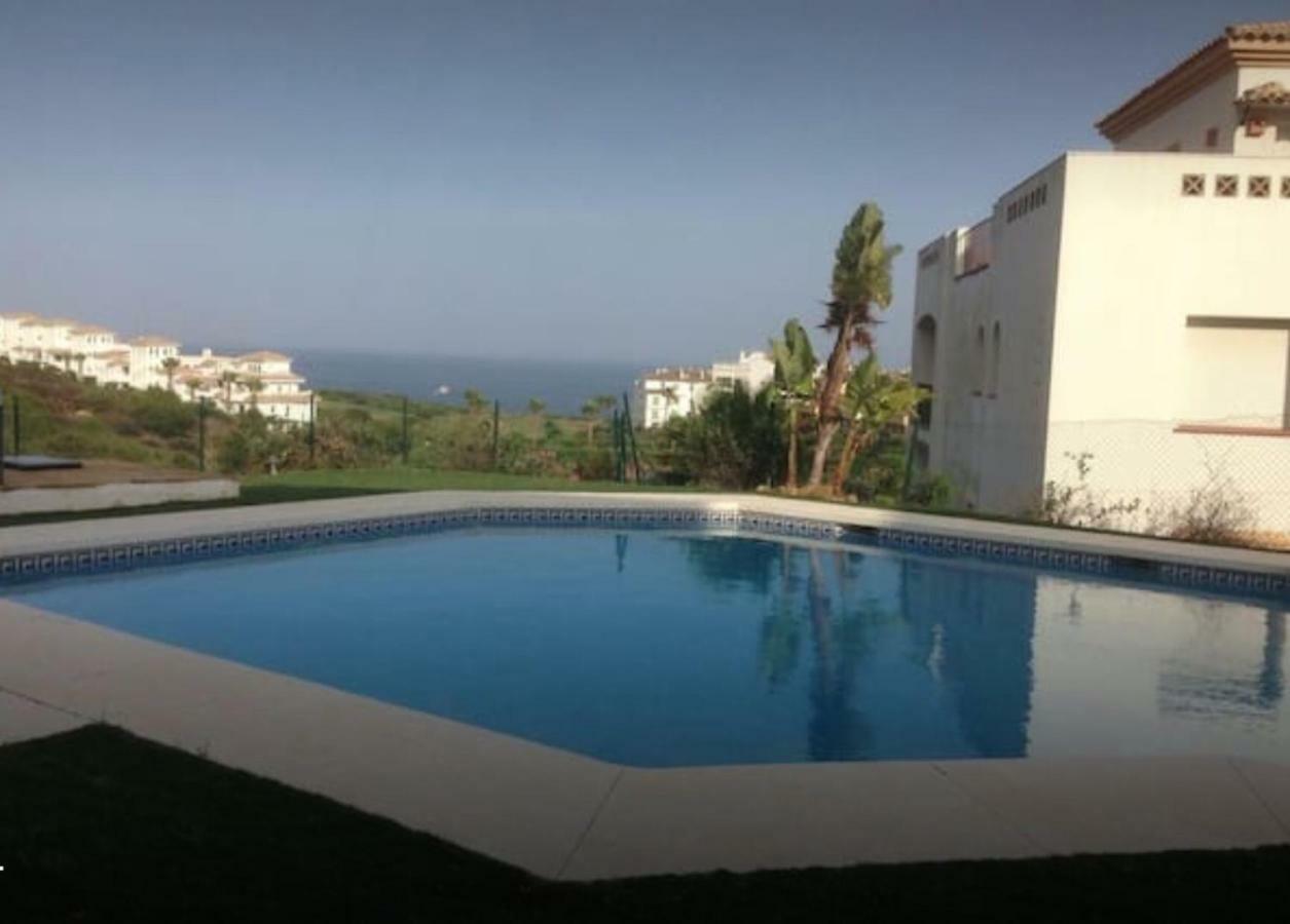 Familiar Con Jardin Y Terraza Privada Apartment Alcaidesa